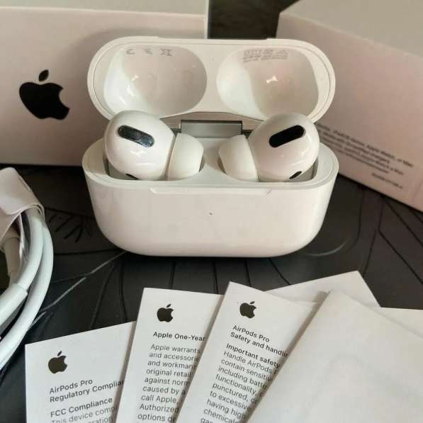 Беспроводные наушники AirPods Pro