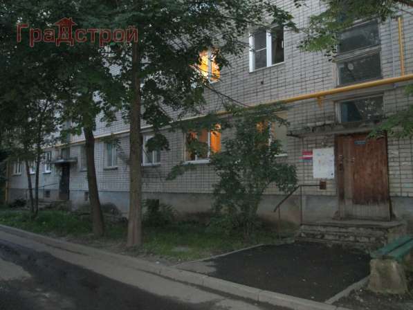 Продам двухкомнатную квартиру в Вологда.Этаж 2.Дом кирпичный.Есть Балкон.