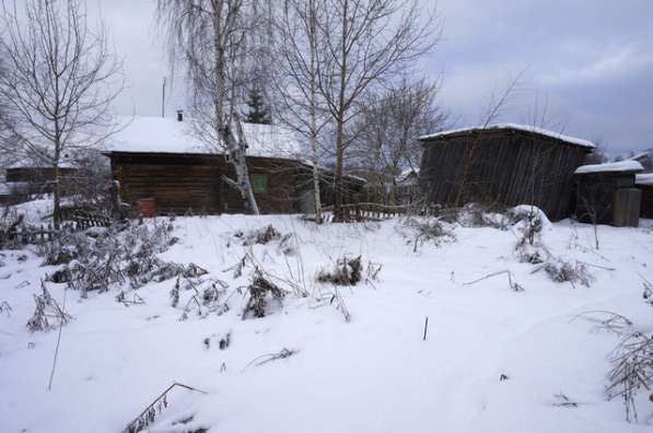 Небольшой бревенчатый дом, в селе с развитой инфраструктурой в Москве фото 3