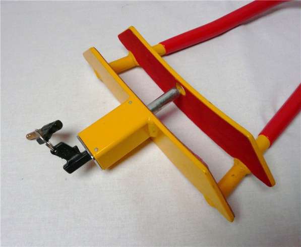 Механическое противоугонное устройство на руль (L031) в Москве фото 4