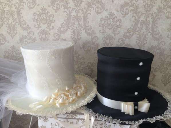 Свадебные украшения ,шляпы ,цветы ,клач,колье ,коронка в Москве фото 9