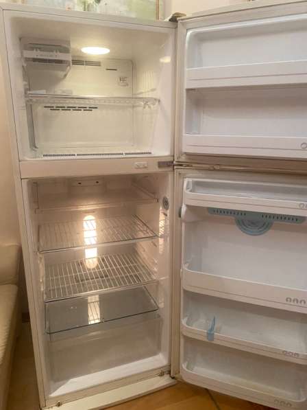 Продается холодильник в Москве фото 3