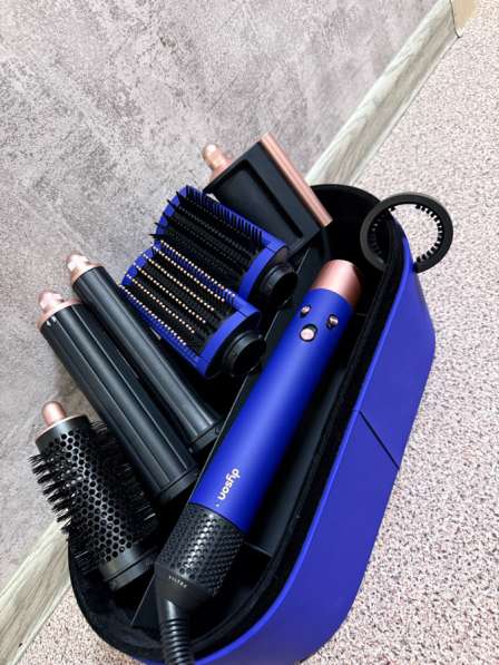 Стайлер Dyson