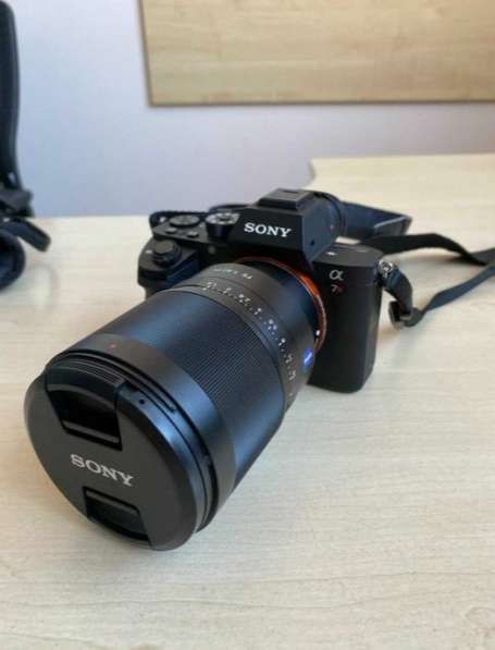 Беззеркальный фотоаппарат Sony Alpha A7R II body с объективо в Рязани фото 8