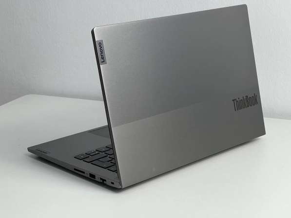 Lenovo Thinkbook 16+ R7-7840H