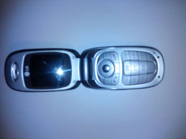 Телефон GSM LG K-201 продам