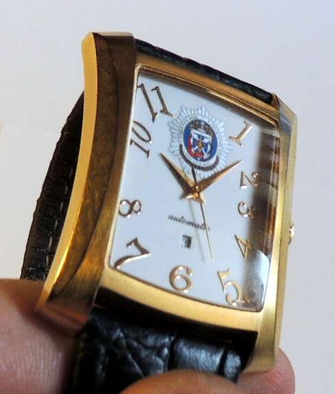 Часы наручные золотые, механические с мех. 2671 (Швейцария) в Москве