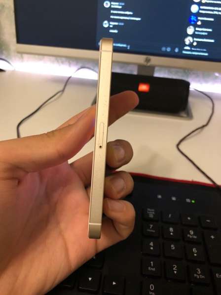 Iphone se в Москве