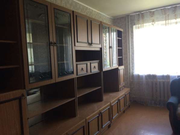 Сдам двухкомнатную квартиру в Ростов-на-Дону.Жилая площадь 54 кв.м.Этаж 8.Есть Балкон.