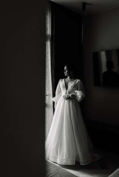 Продам свадебное платье со шлейфом в Москве фото 5