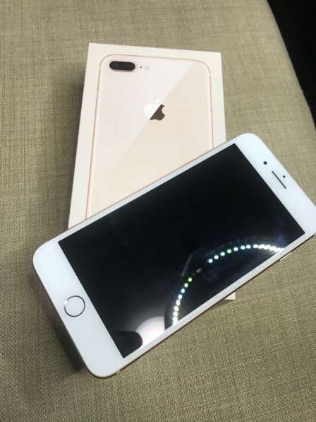 IPhone 8 Plus Gold 64 gb