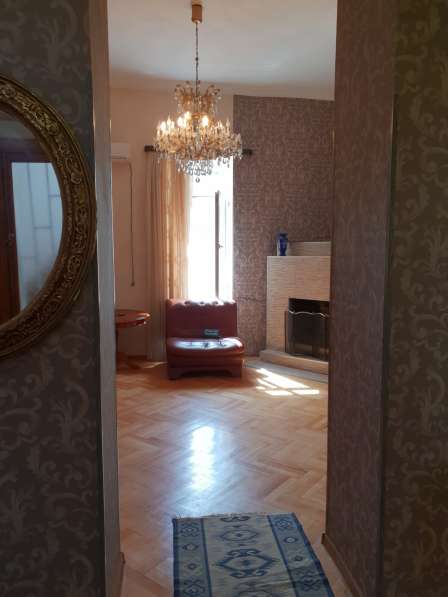 Сдается 3 комнатная квартира на Марджанишвили в г. Тбилиси в фото 12