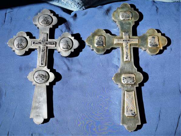 Пара старинных напрестольных крестов. Серебро «84». XIХ век
