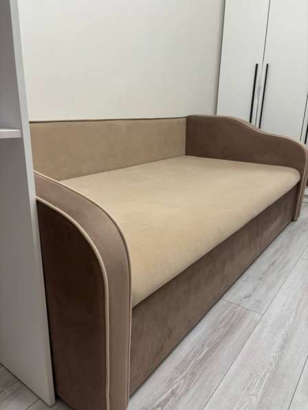 Продаю диван в Москве фото 3