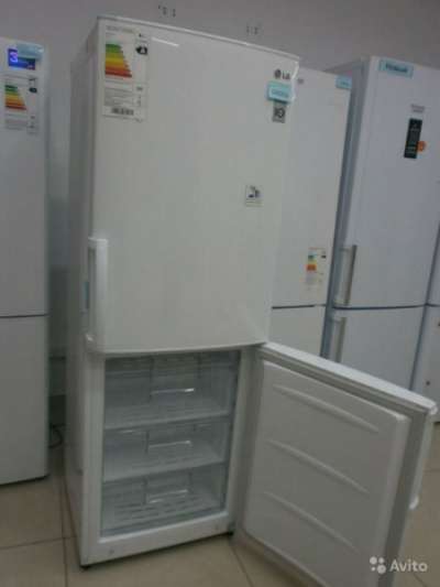 новый холодильник LG в Москве