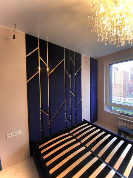 Кровать с мягким изголовьем