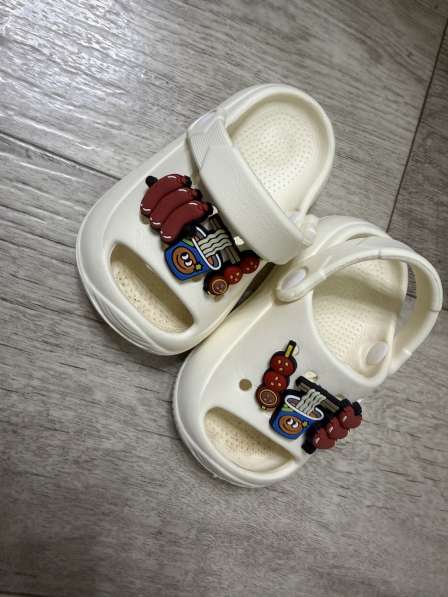 Детские кроссовки, ботинки, сланцы в Абакане фото 3