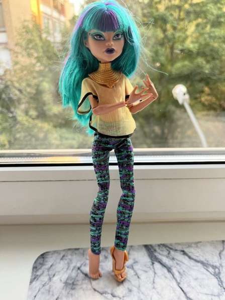 Кукла монстер хай