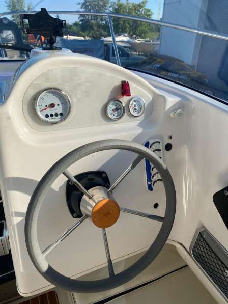 Катер Quicksilver Pilothouse 580 в Уфе фото 11