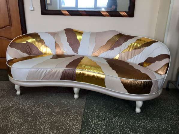 Оригинальный кожаный диван Alberta в Москве фото 3