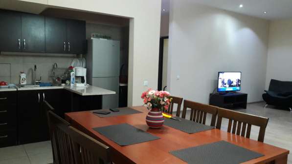 Сдается 5 комнатная квартира в центре Тбилиси в фото 33