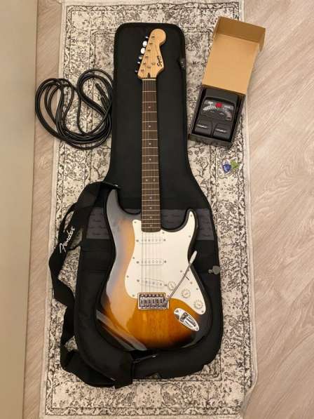 Электрогитара fender squier bullet strat