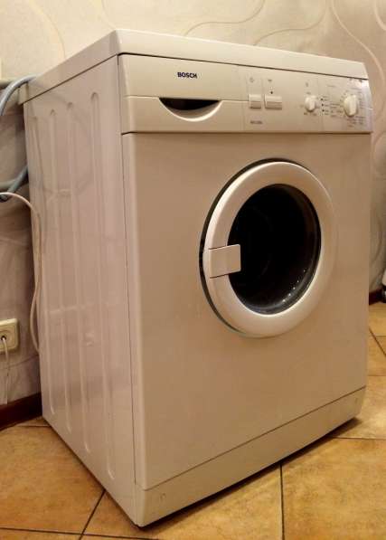 Продаю стиральную машинку BOSCH в Москве