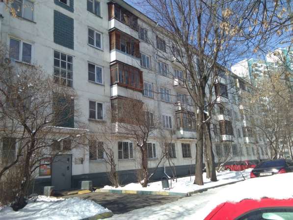 Продается двухкомнатная квартира в ЮАО в Москве фото 17