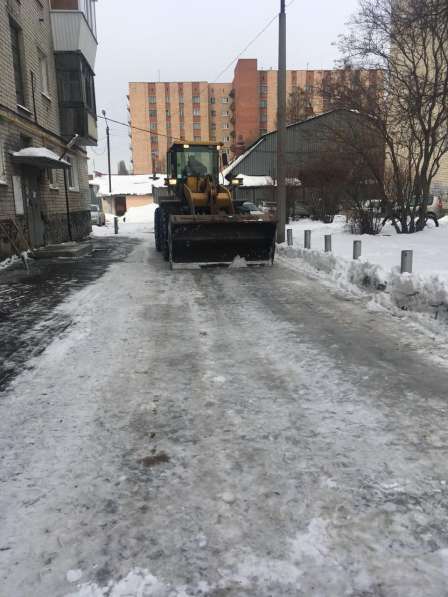 Чистка уборка и вывоз снега. Аренда спецтехники в Екатеринбурге фото 12