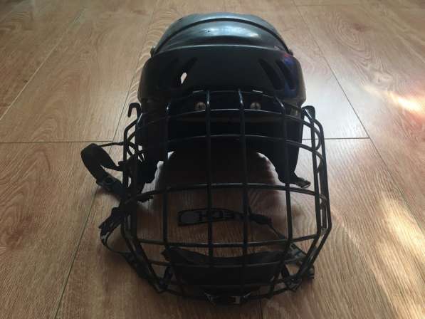 Хоккейный шлем в Твери