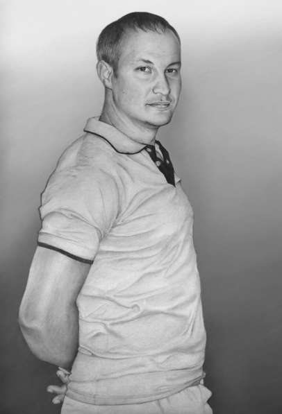 Реалистичный портрет карандашом в Москве фото 3