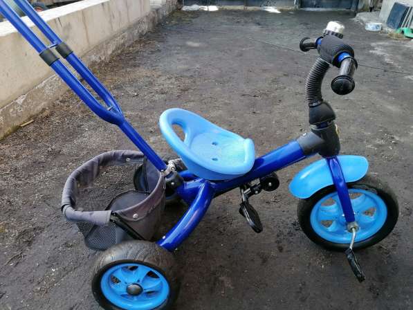 Продам детский трехколесный велосипед