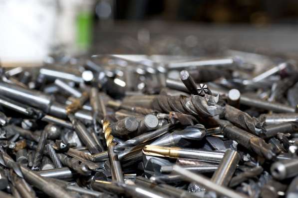 Вольфрам дорого Львовский