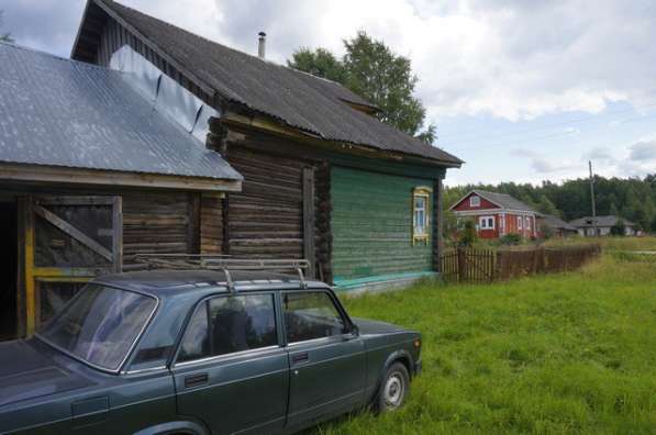 Бревенчатый дом в жилой деревне в Москве фото 19