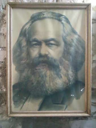 картины Ленина, Маркса, Брежнева в Екатеринбурге
