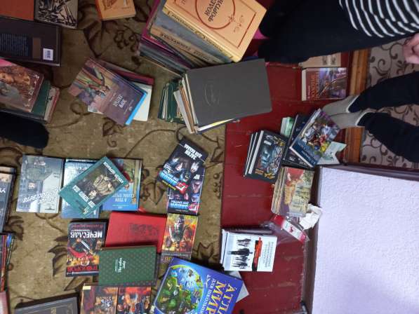 Продам книги в Светлограде