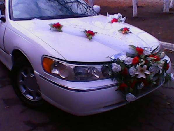 Линкольн таун кар для Вашей свадебной церемонии в фото 3