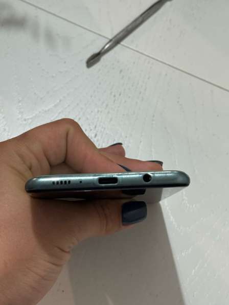 Продаю телефон Samsung A71