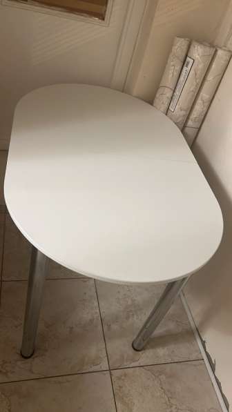 Кухонный стол