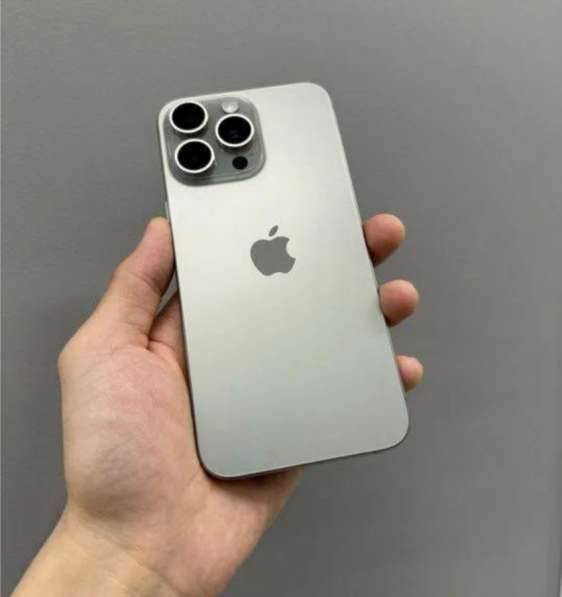 Продам айфон 15 Pro Max