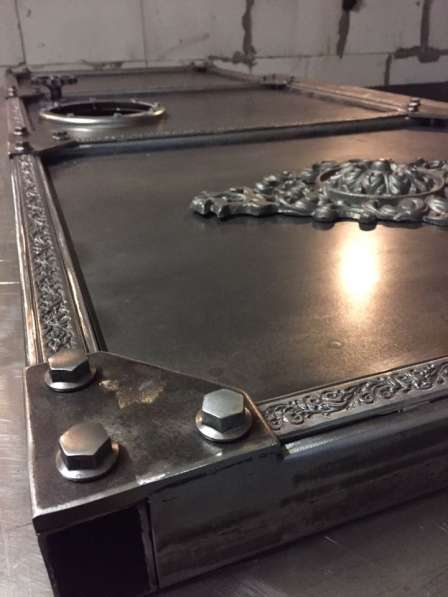 Дверь (Стимпанк) в Москве