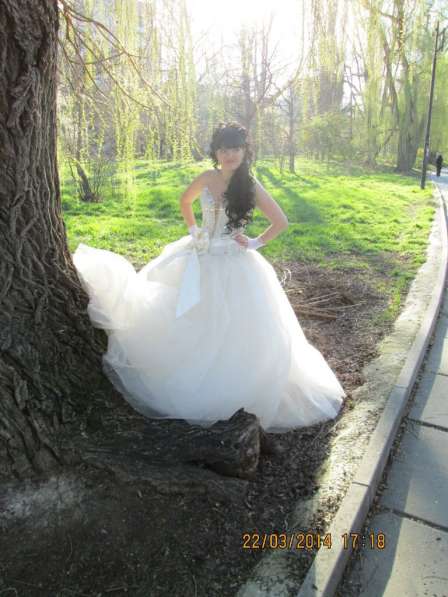 Продам свадебное платье в Укромном