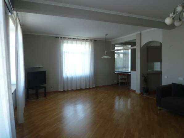 Продается 2-х комнатная квартира, Серова, д13 в Омске фото 14