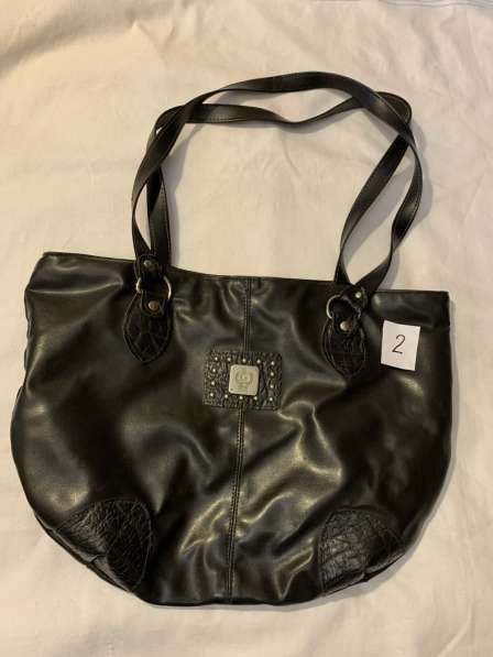 Полукруглая женская сумка мягкой формы Mara's Dream
