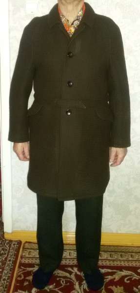 Пальто мужское коричневое из 60х годов, б. у в фото 4