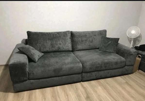 Модульный диван на металлокаркасе