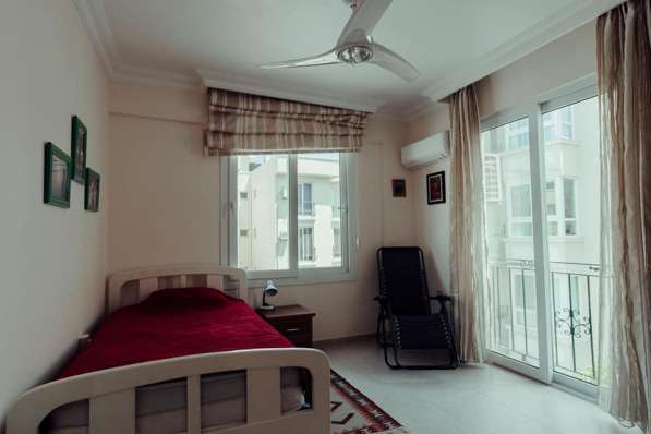 Продам квартиру 134 м 3+1 в Алсанджаке с балконами бассейном в фото 5