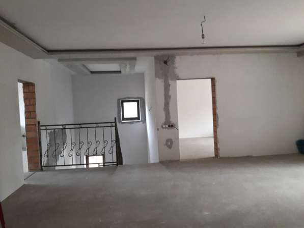 Продам коттедж возле леса в фото 10