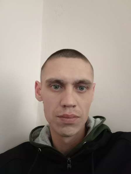 Дмитрий, 32 года, хочет пообщаться