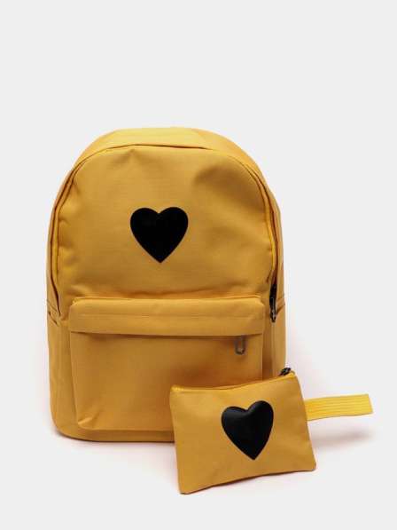 Женский рюкзак с принтом в форме сердца